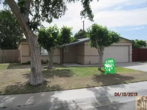 43590 Commanche St, Indio, CA 92203 photo 2