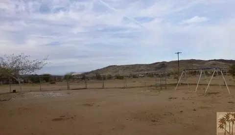 56333 Linn Rd, Landers, CA 92285 photo 14