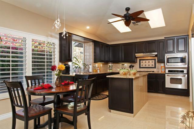 57 Sutton, Palm Desert, CA 92211 photo 5
