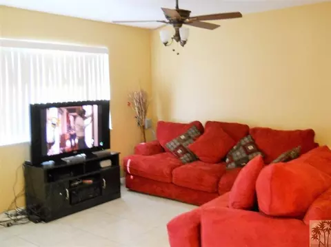 43076 Burr St, Indio, CA 92201 photo 2