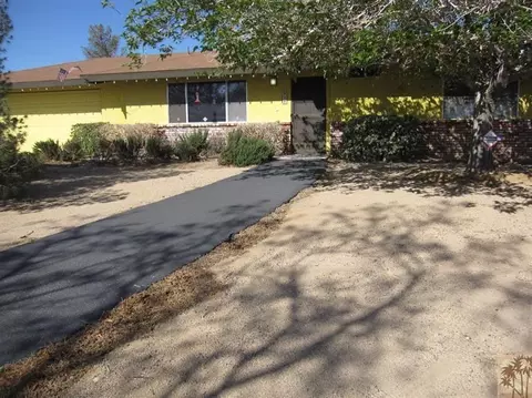 930 Dakota Ln, Landers, CA 92285 photo 1