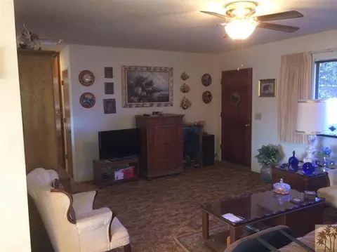 930 Dakota Ln, Landers, CA 92285 photo 12