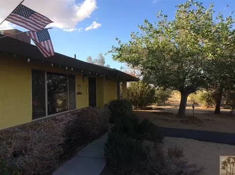 930 Dakota Ln, Landers, CA 92285 photo 25