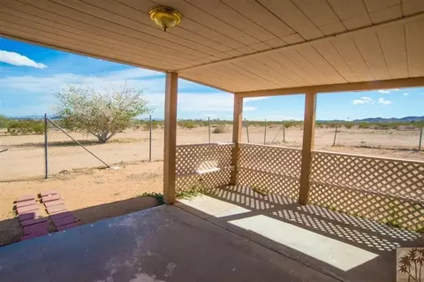 56285 Linn Rd, Landers, CA 92285 photo 4
