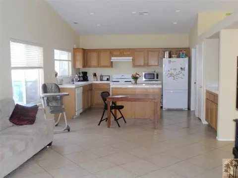 47821 Poseidon Cir, Indio, CA 92201 photo 2