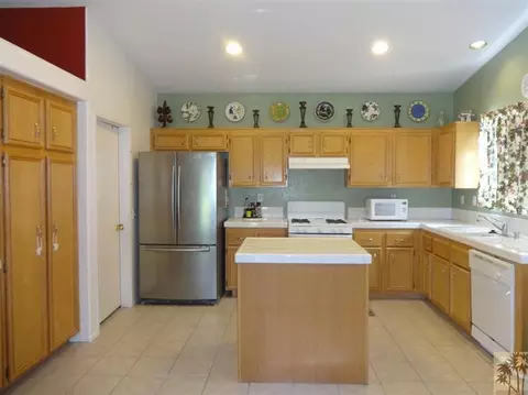 81097 Pindo Dr, Indio, CA 92201 photo 5