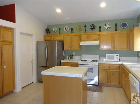 81097 Pindo Dr, Indio, CA 92201 photo 6