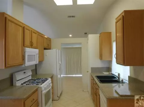 49820 Jade Way, Indio, CA 92201 photo 6