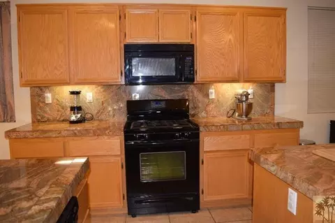 80746 Mountain Mesa Dr, Indio, CA 92201 photo 10