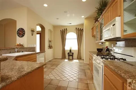 49086 Barrymore St, Indio, CA 92201 photo 11