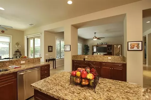 40164 Corte Esperanza, Indio, CA 92203 photo 10
