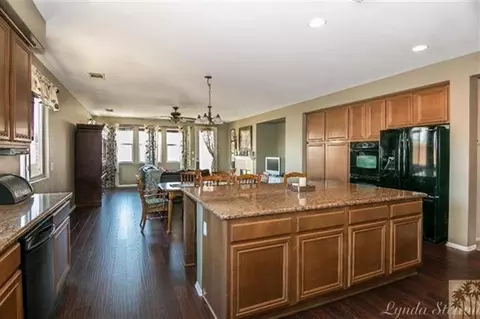37249 Stratford St, Indio, CA 92203 photo 7