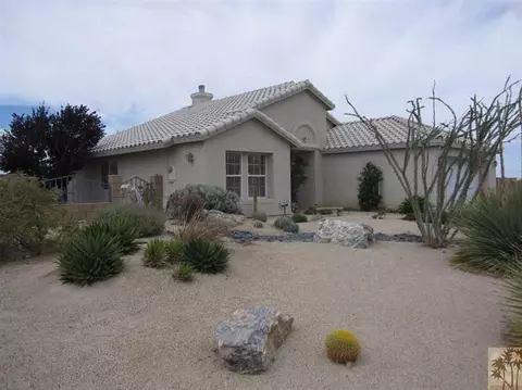 58390 Mountain Vw, Yucca Valley, CA 92284 photo 2