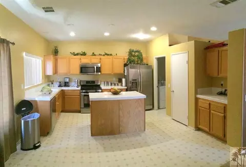 41075 Morris St, Indio, CA 92203 photo 4