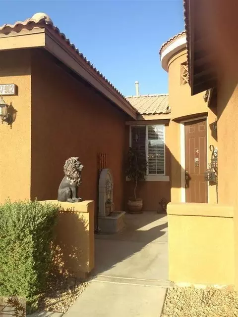 37902 Edinburgh St, Indio, CA 92203 photo 4