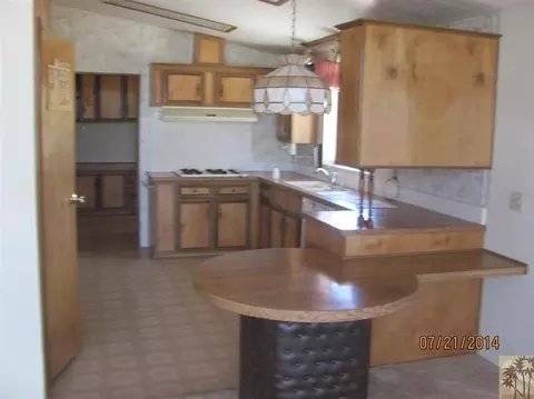 7180 Saddleback Rd, Joshua Tree, CA 92252 photo 8