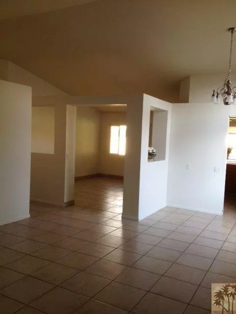 45127 Yale St, Indio, CA 92201 photo 5