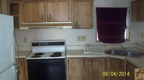 2329 Harbor, Thermal, CA 92274 photo 9