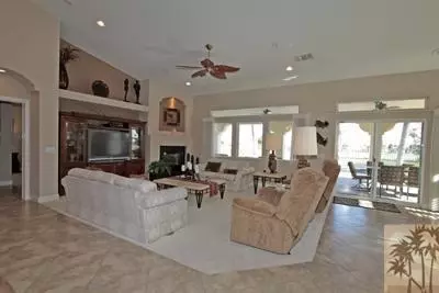48554 Hepburn Dr, Indio, CA 92201 photo 4