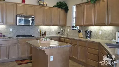 81790 Eagle Claw Dr, La Quinta, CA 92253 photo 4