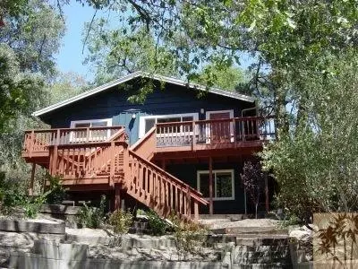 25050 Cascade Dr, Idyllwild, CA 92549 photo 1