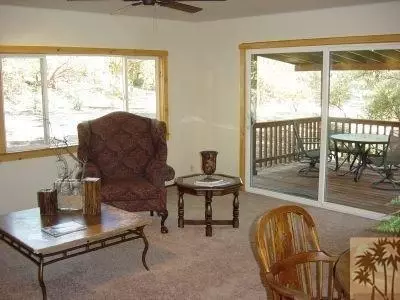 25050 Cascade Dr, Idyllwild, CA 92549 photo 4