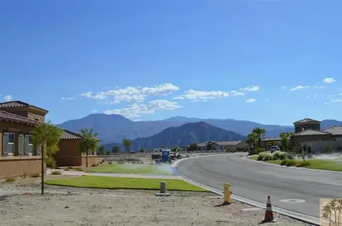 49340 Montpelier, Indio, CA 92201 photo 2
