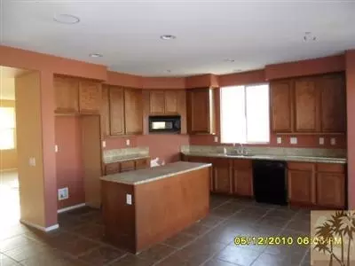 37868 Edinburgh St, Indio, CA 92203 photo 2