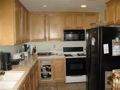 511 Brookside Ln, Beaumont, CA 92223 photo 3