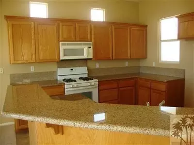 49436 Wayne St, Indio, CA 92201 photo 3