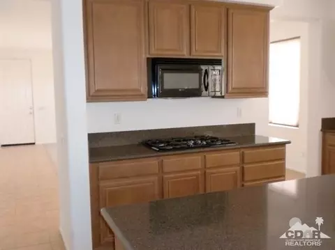 37337 Bradford Dr, Indio, CA 92203 photo 4