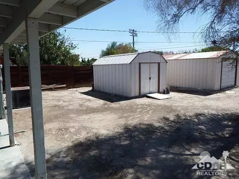 82639 Crest Ave, Indio, CA 92201 photo 2