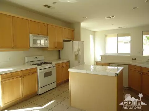 82594 Bari Ln, Indio, CA 92203 photo 11