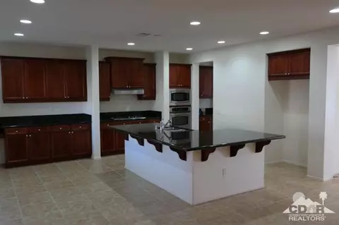 42512 Dixie Way, Indio, CA 92203 photo 2