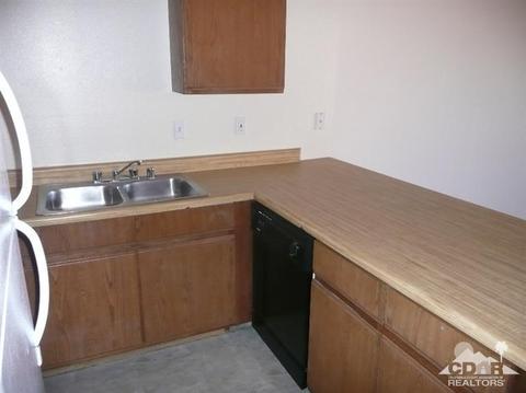 58802 Barron Dr, Yucca Valley, CA 92284 photo 8