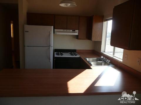 58802 Barron Dr, Yucca Valley, CA 92284 photo 5