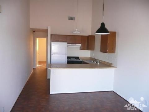 58802 Barron Dr, Yucca Valley, CA 92284 photo 2