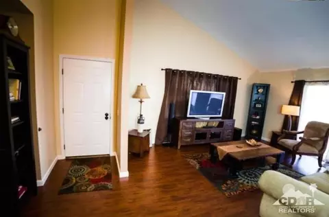 49096 Wayne St, Indio, CA 92201 photo 5