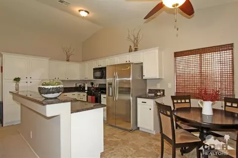 43660 Brahea Ct, Indio, CA 92201 photo 2