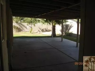 83114 Persimmon Ln, Thermal, CA 92274 photo 4