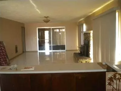 13180 Zane Way, Cabazon, CA 92282 photo 4