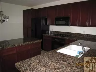 42199 Cascata St, Indio, CA 92203 photo 2