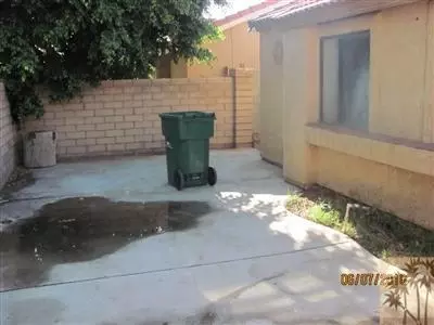 82376 Deborah Dr, Indio, CA 92201 photo 2