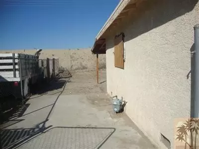 82118 Crest Ave, Indio, CA 92201 photo 2