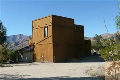 9208 Craver Rd, Morongo Valley, CA 92256 photo 1