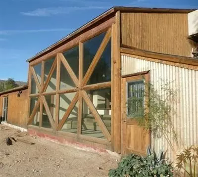 9208 Craver Rd, Morongo Valley, CA 92256 photo 4