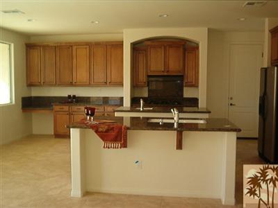 48621 Pear St, Indio, CA 92201 photo 3