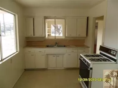 11226 Ryan St, Morongo Valley, CA 92256 photo 2