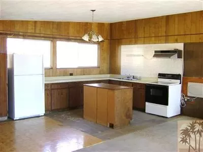 8442 Terrace Dr, Morongo Valley, CA 92256 photo 4