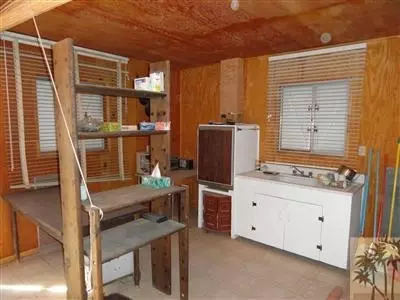1825 Bourbon St, Landers, CA 92285 photo 8